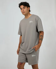 ST GOLIATH KINETIC TEE - SMOKE