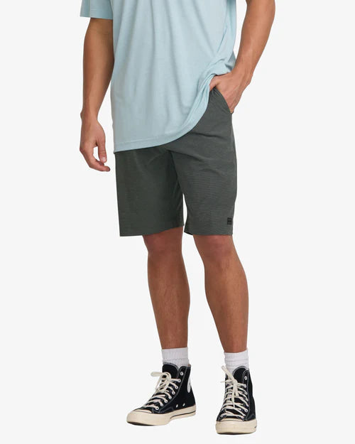 BILLABONG CROSSFIRE SUBMERSIBLE 21" SHORTS - ASPHALT