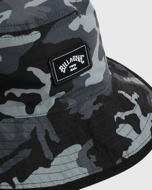 BILLABONG DIVISION REVERSIBLE BLACK CAMO