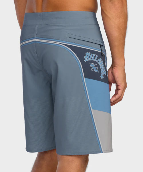 MensStraddieAirlite20Boardshorts3.webp