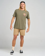 THE MAD HUEYS OZ STRAYA SS TEE - OLIVE