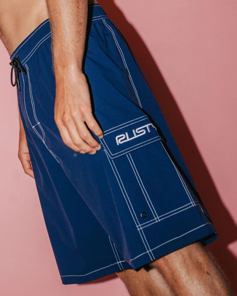 RUSTY PICK POCKET 22″ ELASTIC BAGGY BOARDSHORT – LAIDBACK COMFORT, CLASSIC RUSTY STYLE