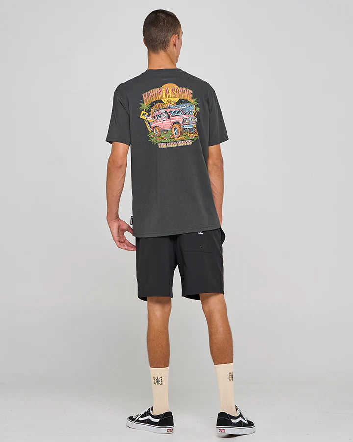 THE MAD HUEYS ROADIE TEE - VINTAGE BLACK