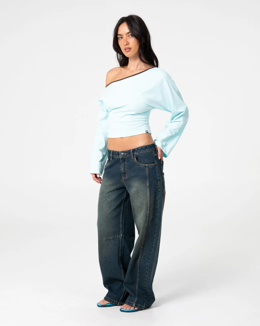 RUSTY YUNO REVERSE LONG SLEEVE SLOUCH TOP – WOMENS – POWDER AQUA