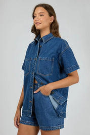 ALL ABOUT EVE SIMI DENIM SHIRT WOMENS SHORT SLEEVE BUTTON UP HERITAGE BLUE
