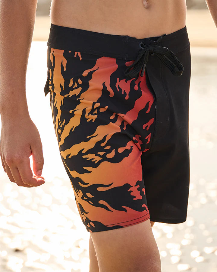 MAD HUEYS SKULL SPIRAL | YOUTH 17" BOARDSHORT - BLACK