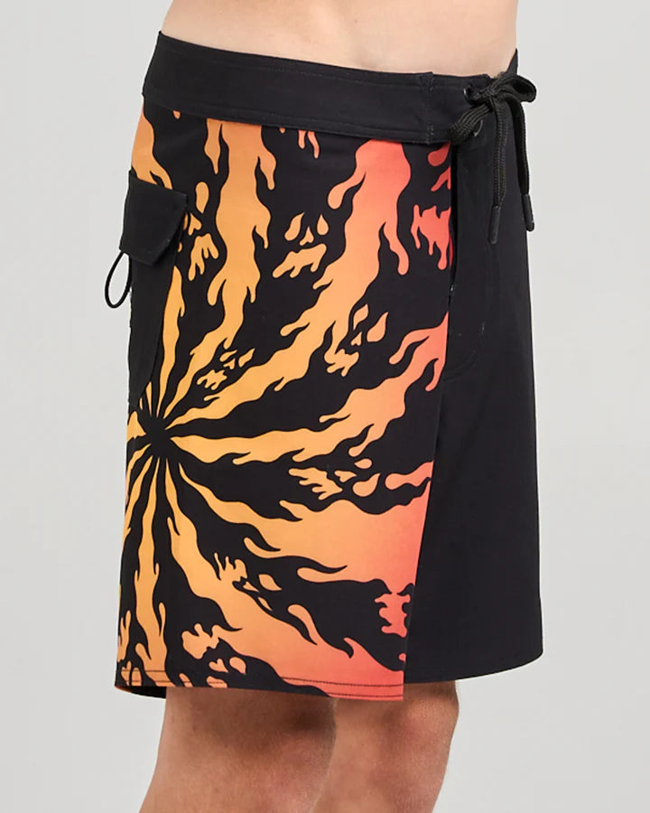 MAD HUEYS SKULL SPIRAL | YOUTH 17" BOARDSHORT - BLACK