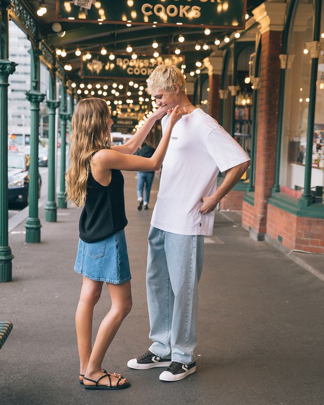 SILENT THEORY STAYIN AHEAD TEE