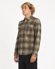 RVCA HUGES FLANNEL LONG SLEEVE SHIRT PIRATE BLACK