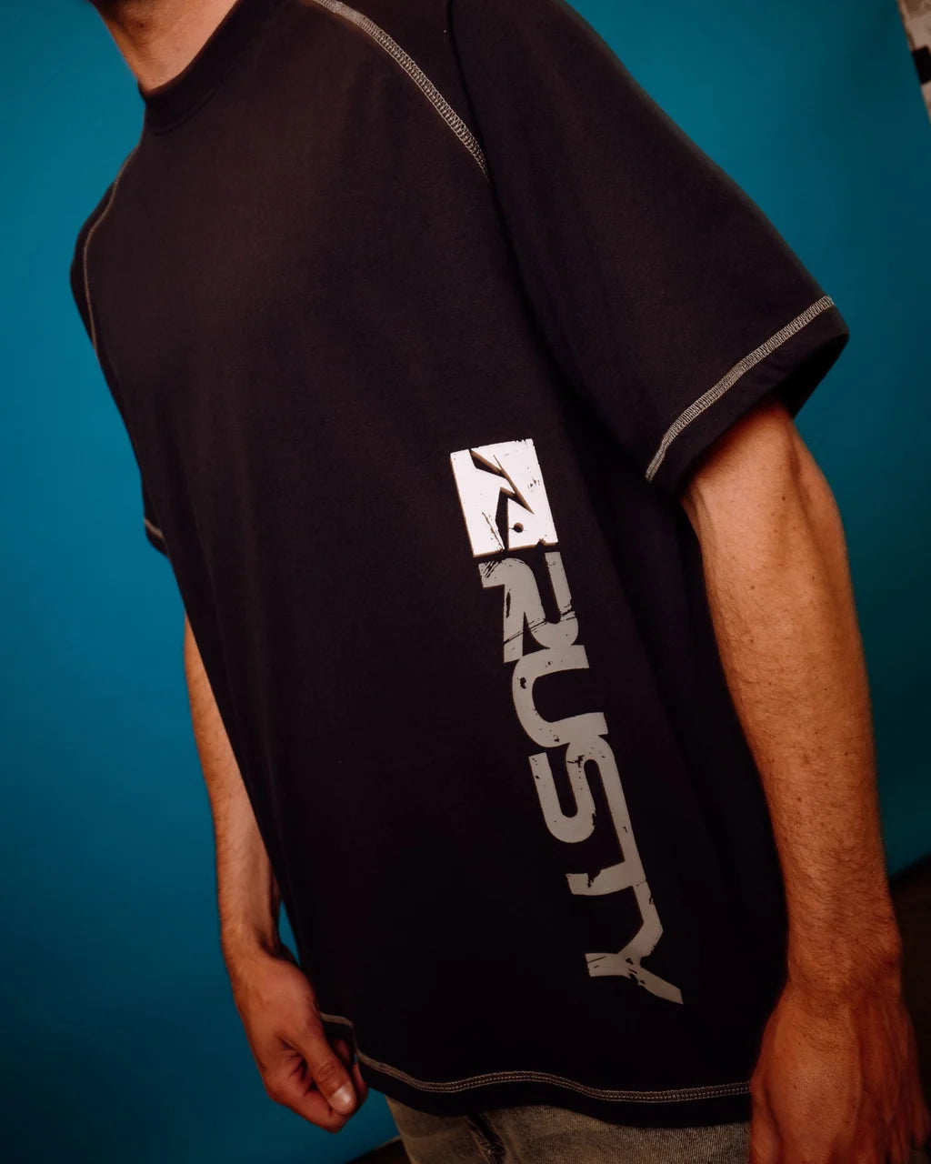 RUSTY STONE COLD RAGLAN TEE