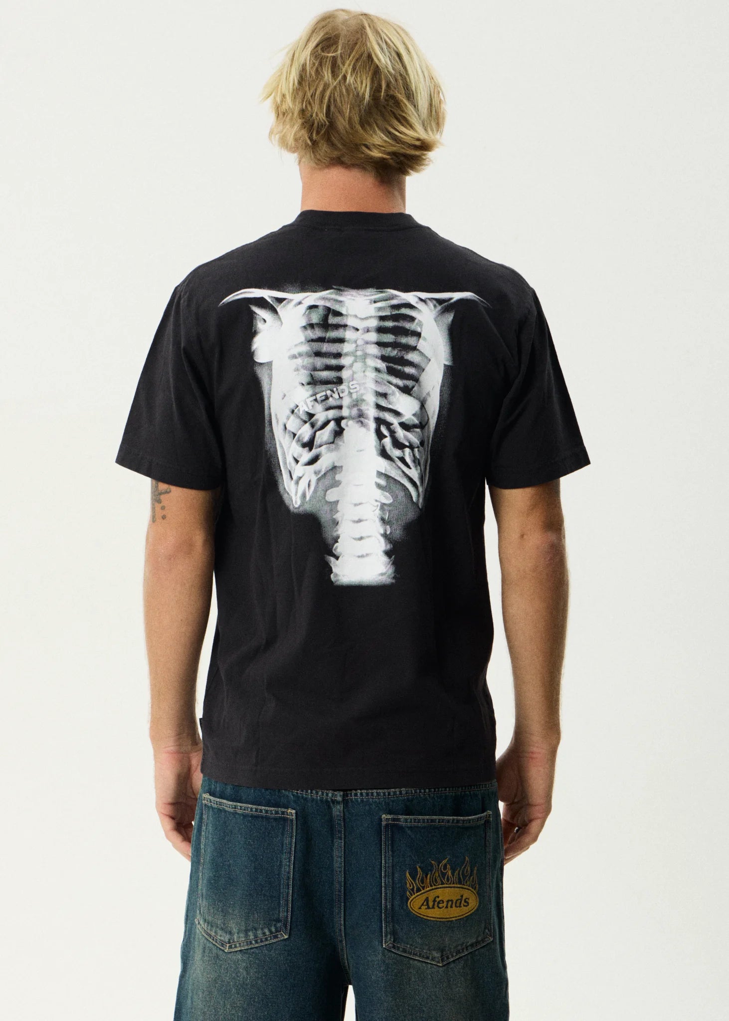 AFENDS X-RAY RETRO TEE – RECYCLED COTTON GRAPHIC T-SHIRT IN STONE BLACK