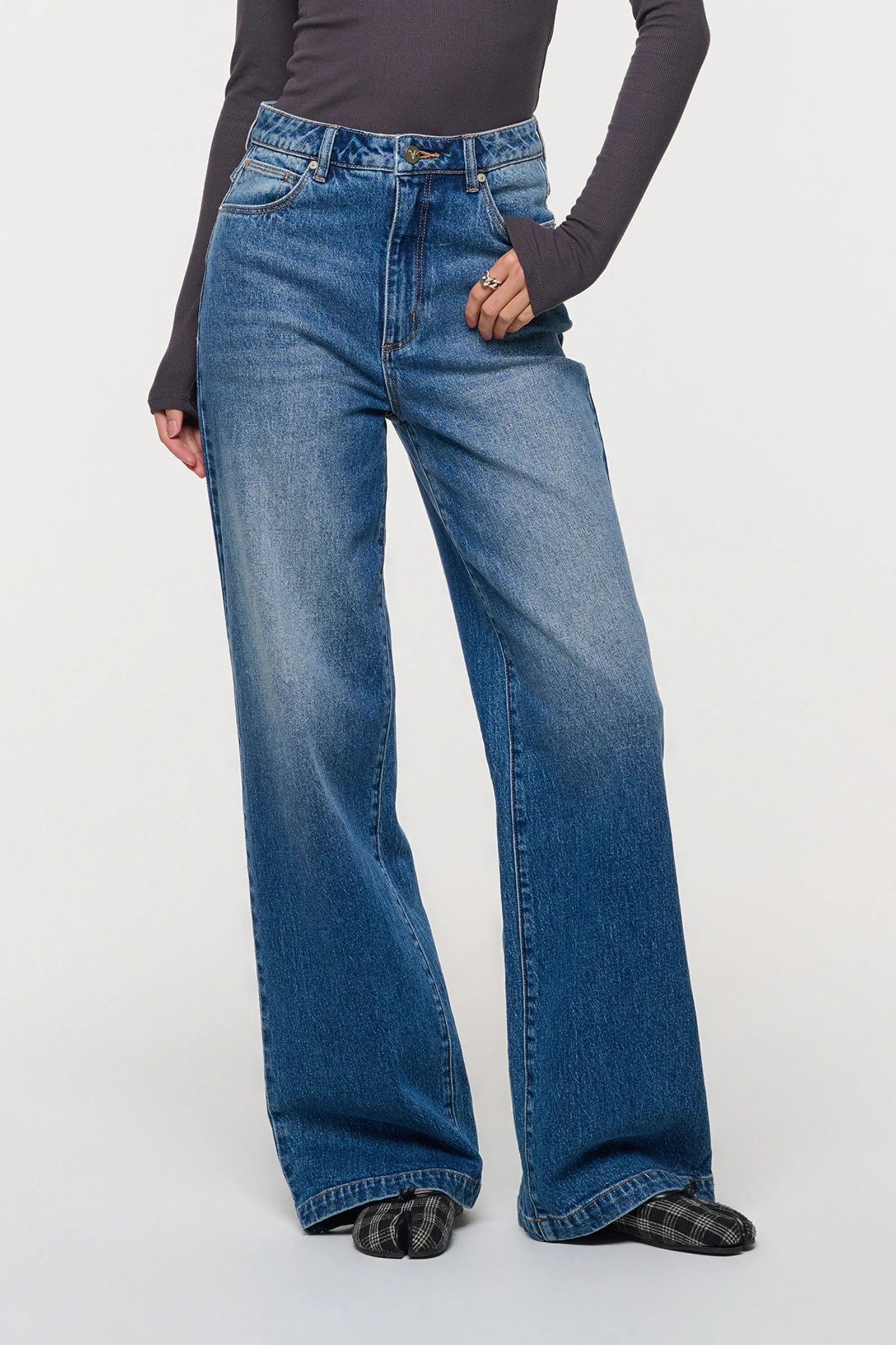 ABRAND 94 HIGH & WIDE JEANS – KALEY