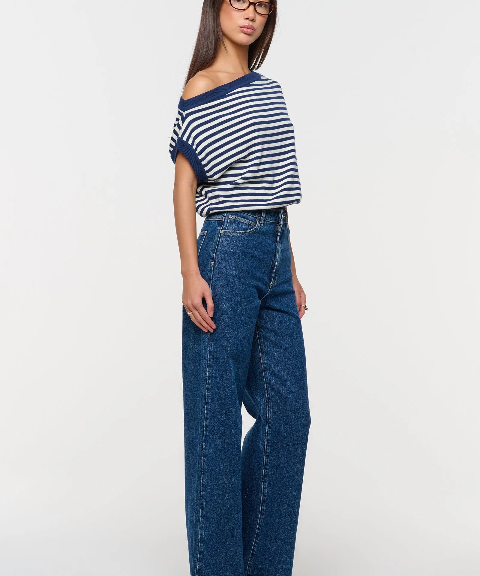 abrand-cold-shoulder-knit-stripe1.webp