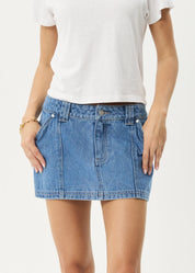 AFENDS LEXI DENIM MINI SKIRT – LOW-RISE SUSTAINABLE CARPENTER SKIRT – WORN BLUE