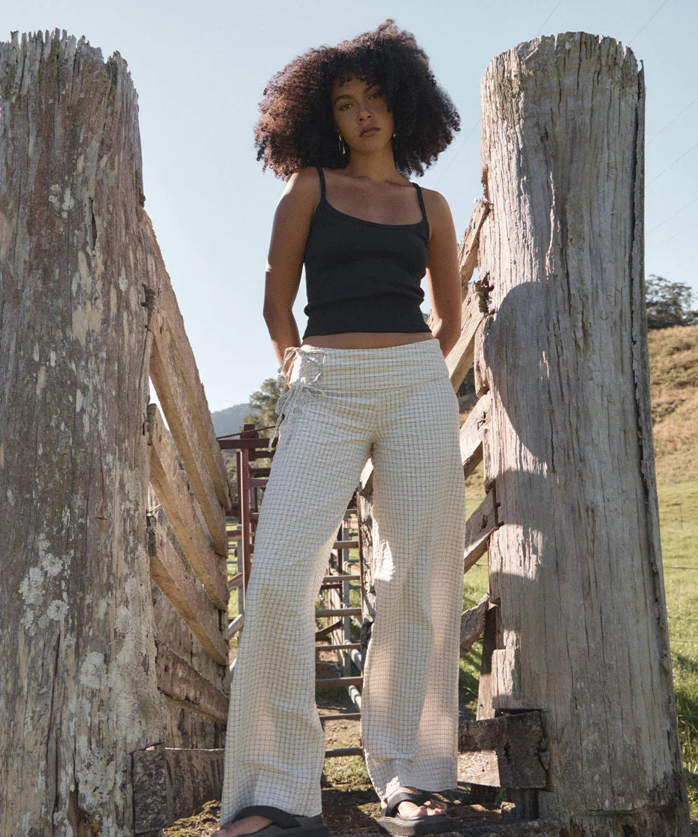 afends-sofia-wide-leg-pant-reverb-moonbeam-check1_8a72e191-63f1-434e-98b8-658ba987f0e8.webp