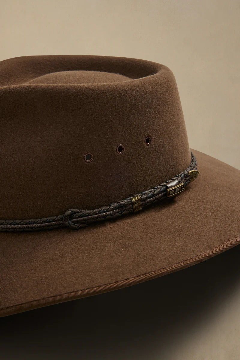 AKUBRA CATTLEMAN HAT IN FAWN - WIDE BRIM OUTBACK HAT