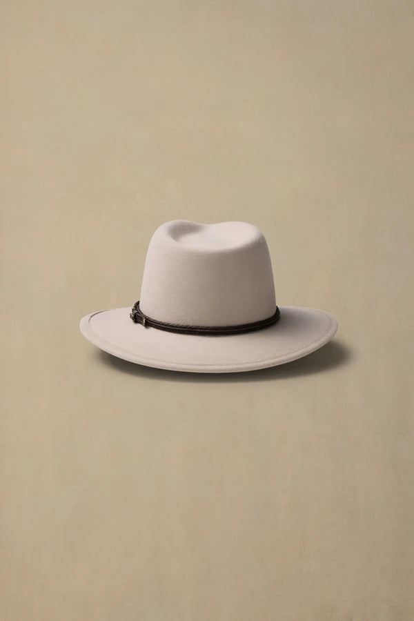 AKUBRA TRAVELLER HAT LIGHT SAND AUSTRALIAN MADE FELT HAT