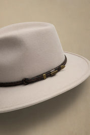 AKUBRA TRAVELLER HAT LIGHT SAND AUSTRALIAN MADE FELT HAT