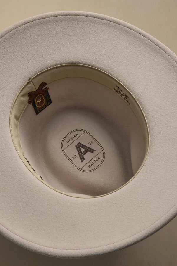 AKUBRA TRAVELLER HAT LIGHT SAND AUSTRALIAN MADE FELT HAT