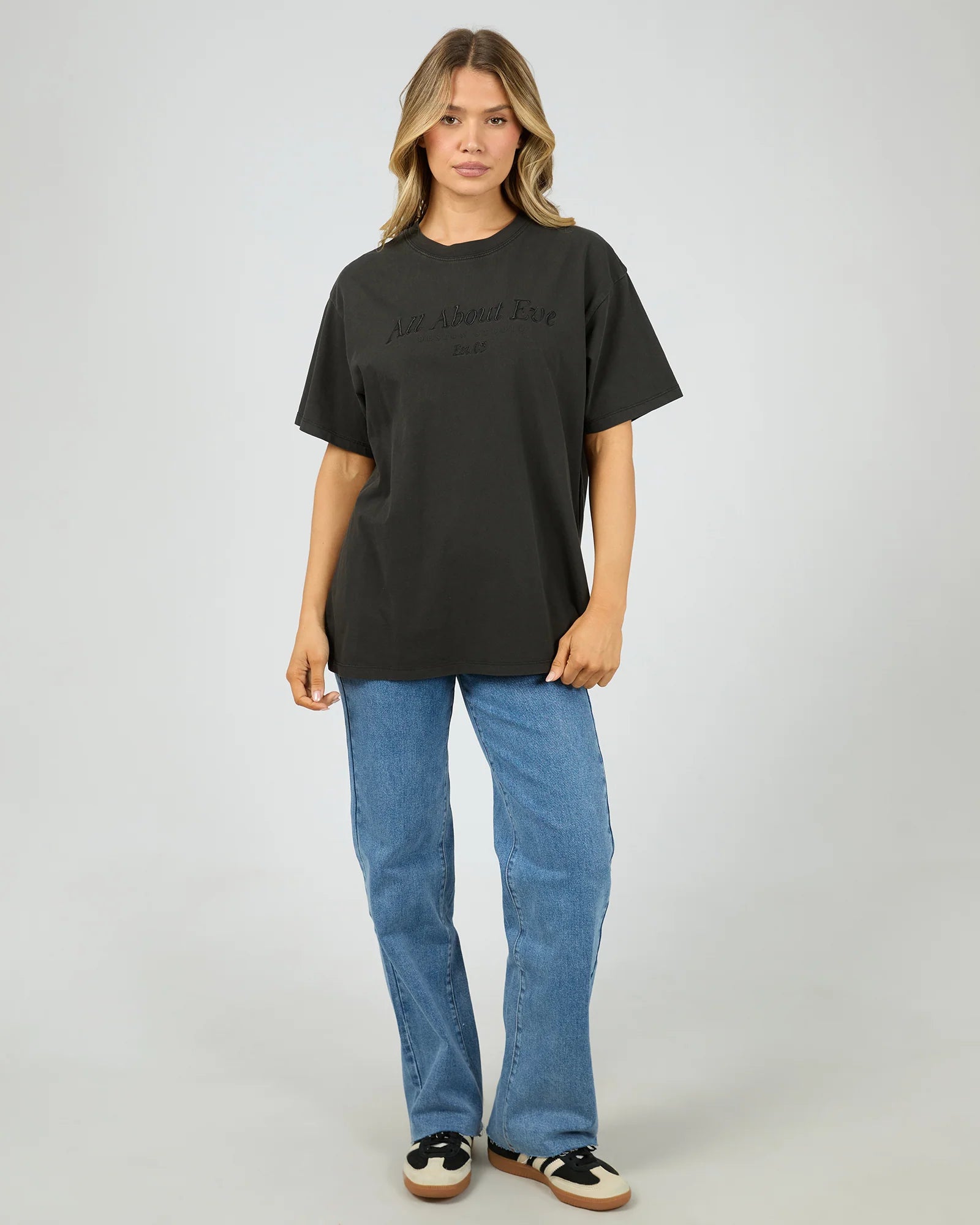 ALL ABOUT EVE AAE TIMELESS TEE – WASHED BLACK