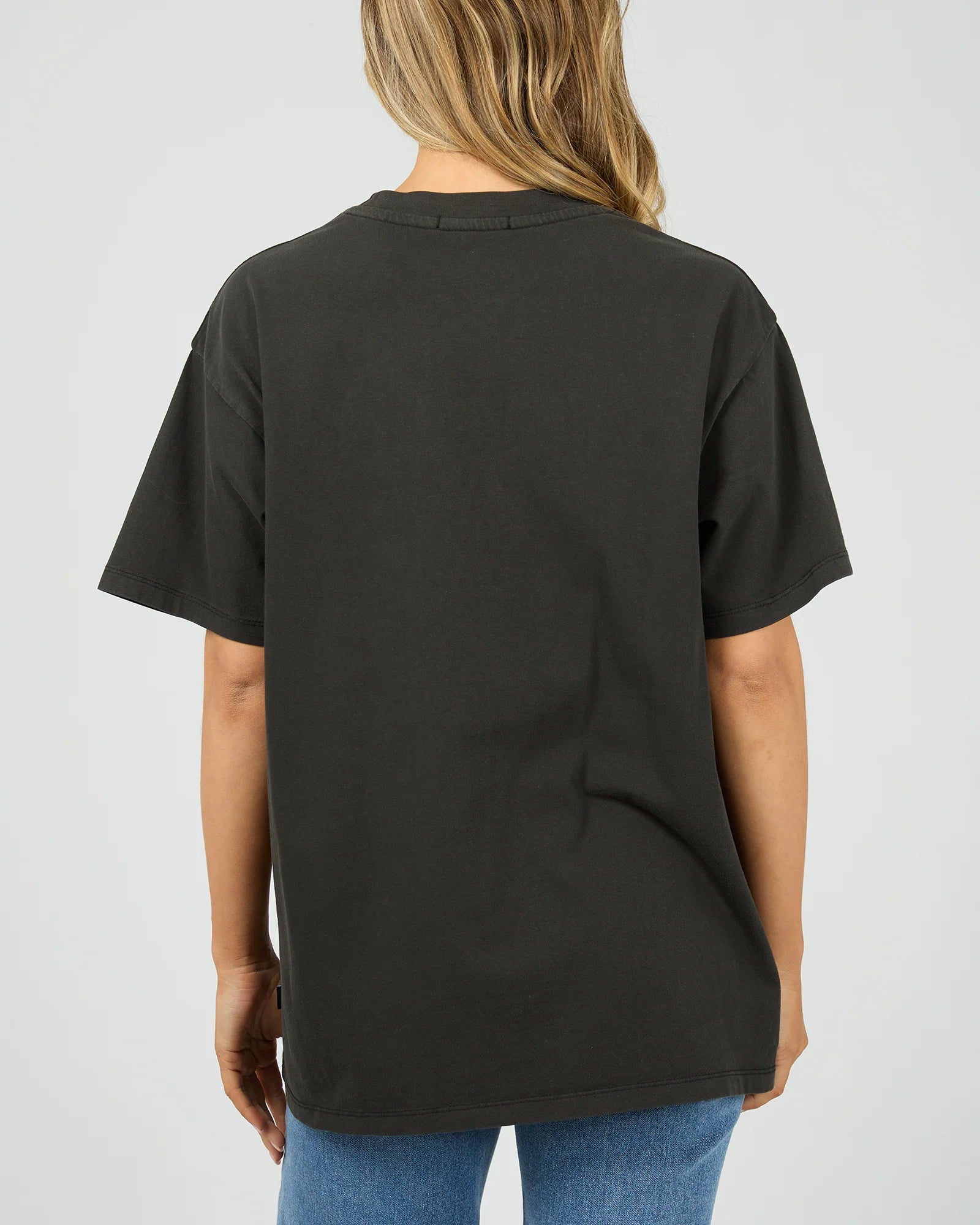 ALL ABOUT EVE AAE TIMELESS TEE – WASHED BLACK