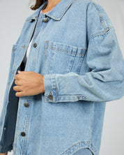 ALL ABOUT EVE DALE DENIM SHACKET WOMENS LONG DENIM SHIRT JACKET LIGHT BLUE