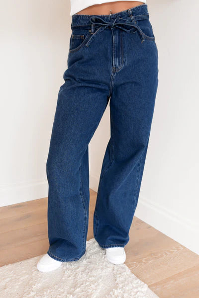 ALL ABOUT EVE GIA HIGH RISE BAGGY JEAN WOMENS DENIM JEANS HERITAGE BLUE