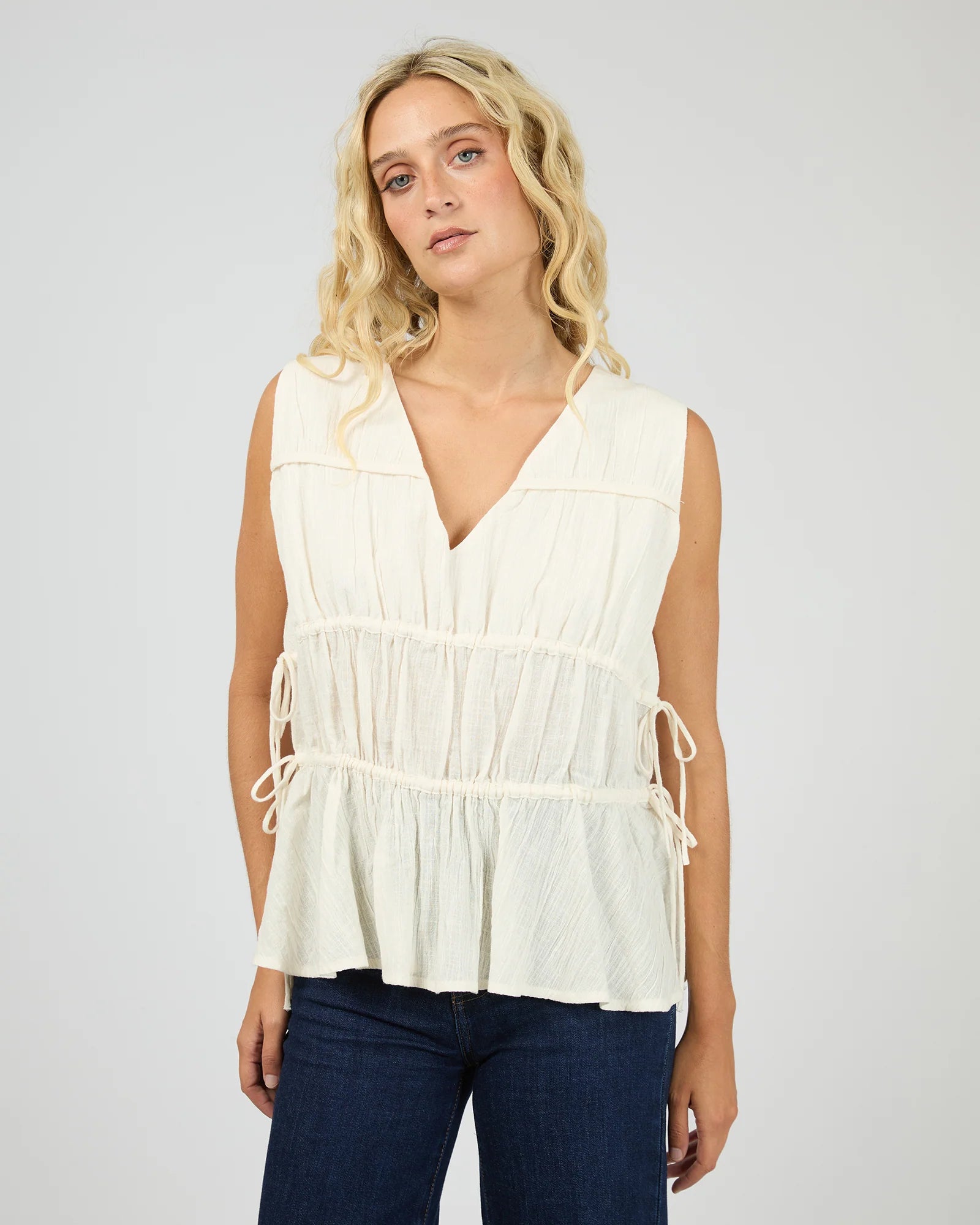 ALL ABOUT EVE HEIDI RUCHED TOP - VINTAGE WHITE