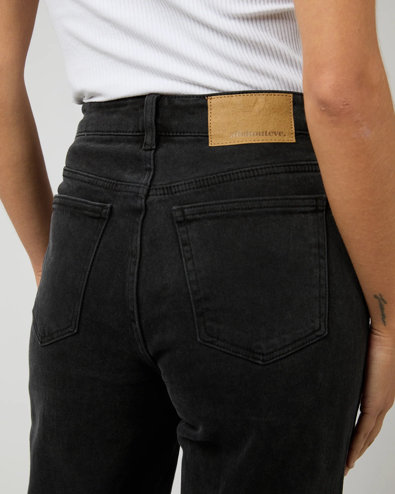 ALL ABOUT EVE JACQUI WIDE LEG JEAN WOMENS DENIM JEANS WASHED BLACK