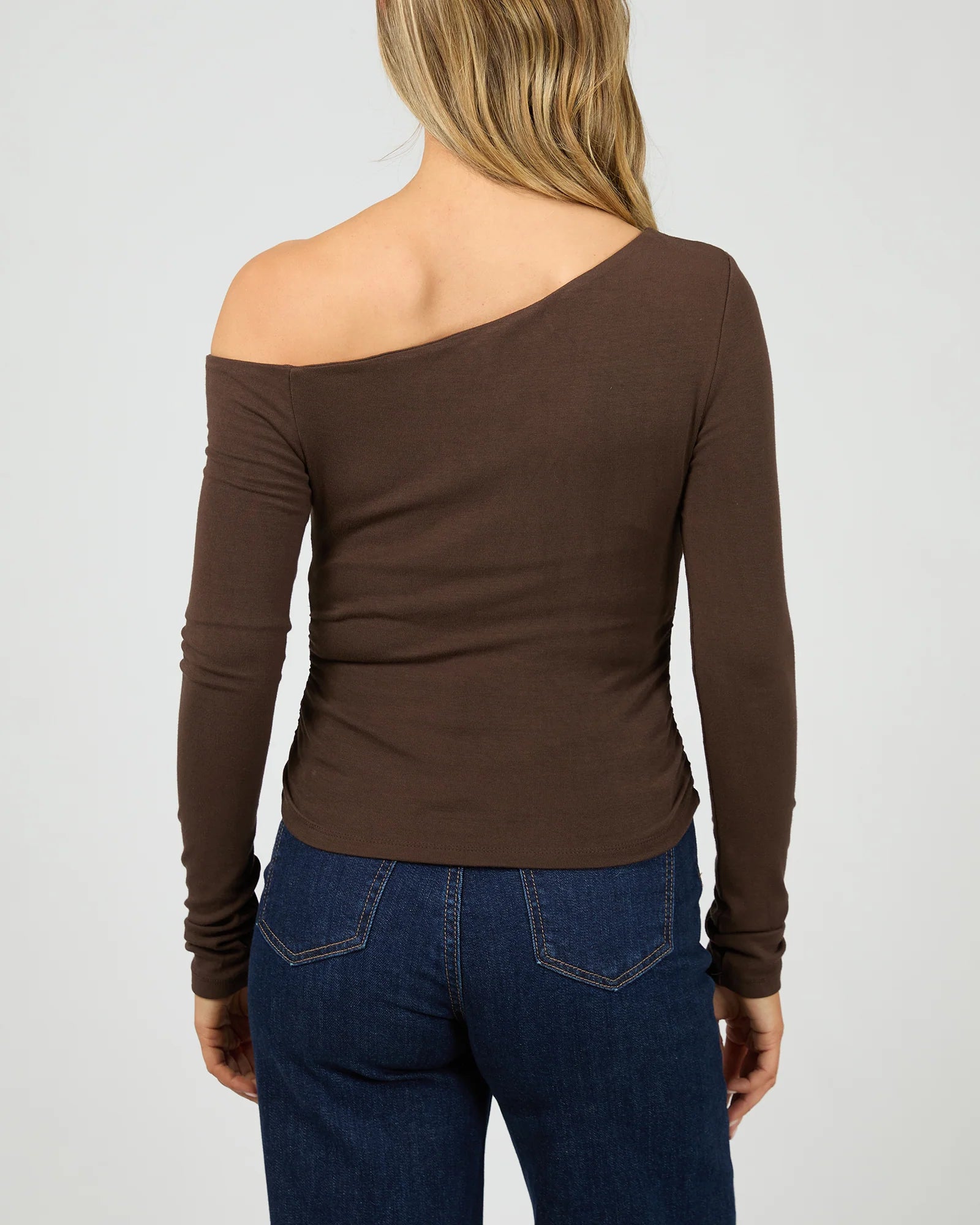 ALL ABOUT EVE KYLIE OFF SHOULDER LONG SLEEVE TOP WOMENS FITTED BLOUSE BROWN