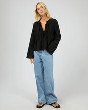 ALL ABOUT EVE NYXIE RUFFLE TOP WOMENS LONG SLEEVE BLOUSE BLACK