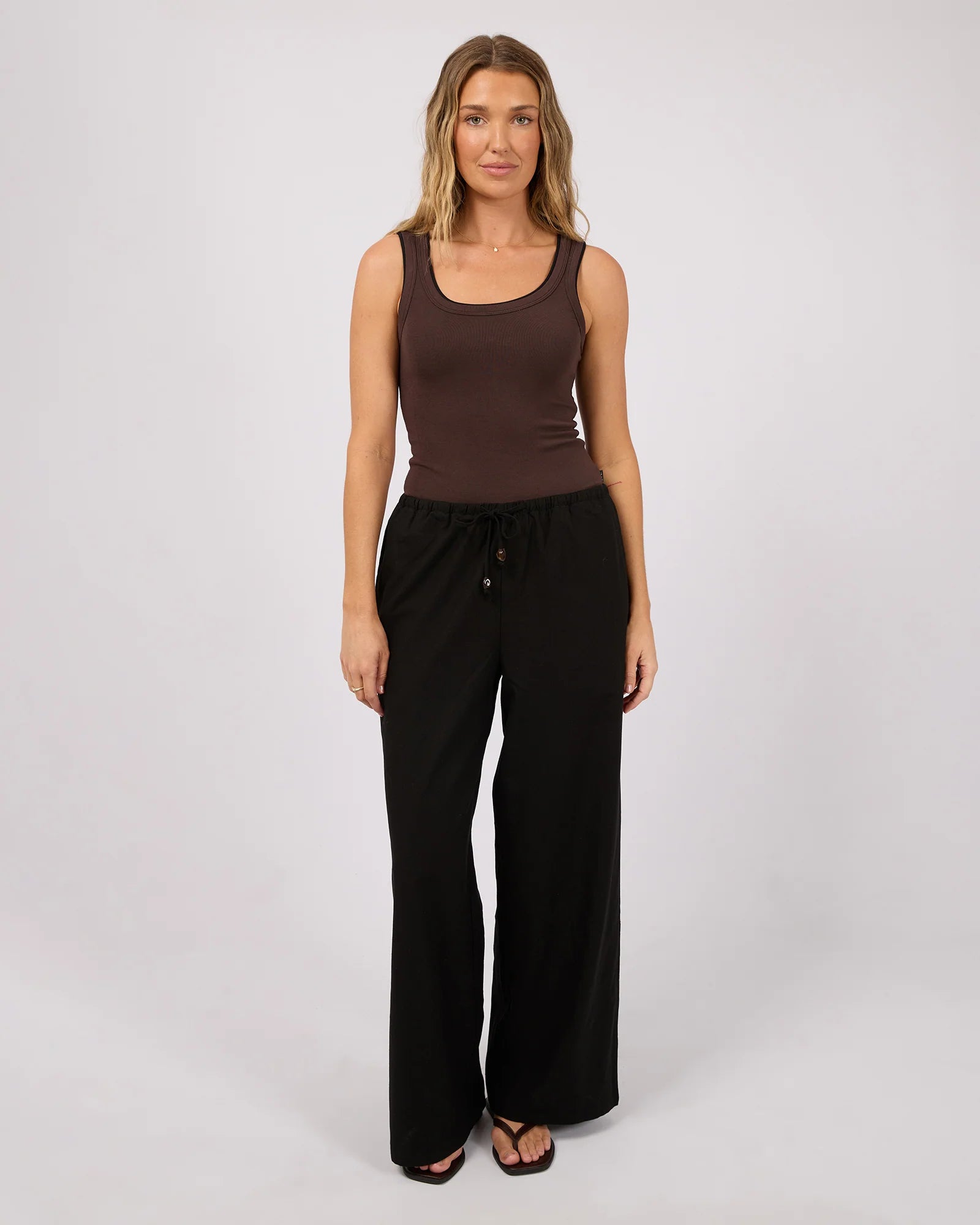 ALL ABOUT EVE PETRA DRAWSTRING PANTS - BLACK