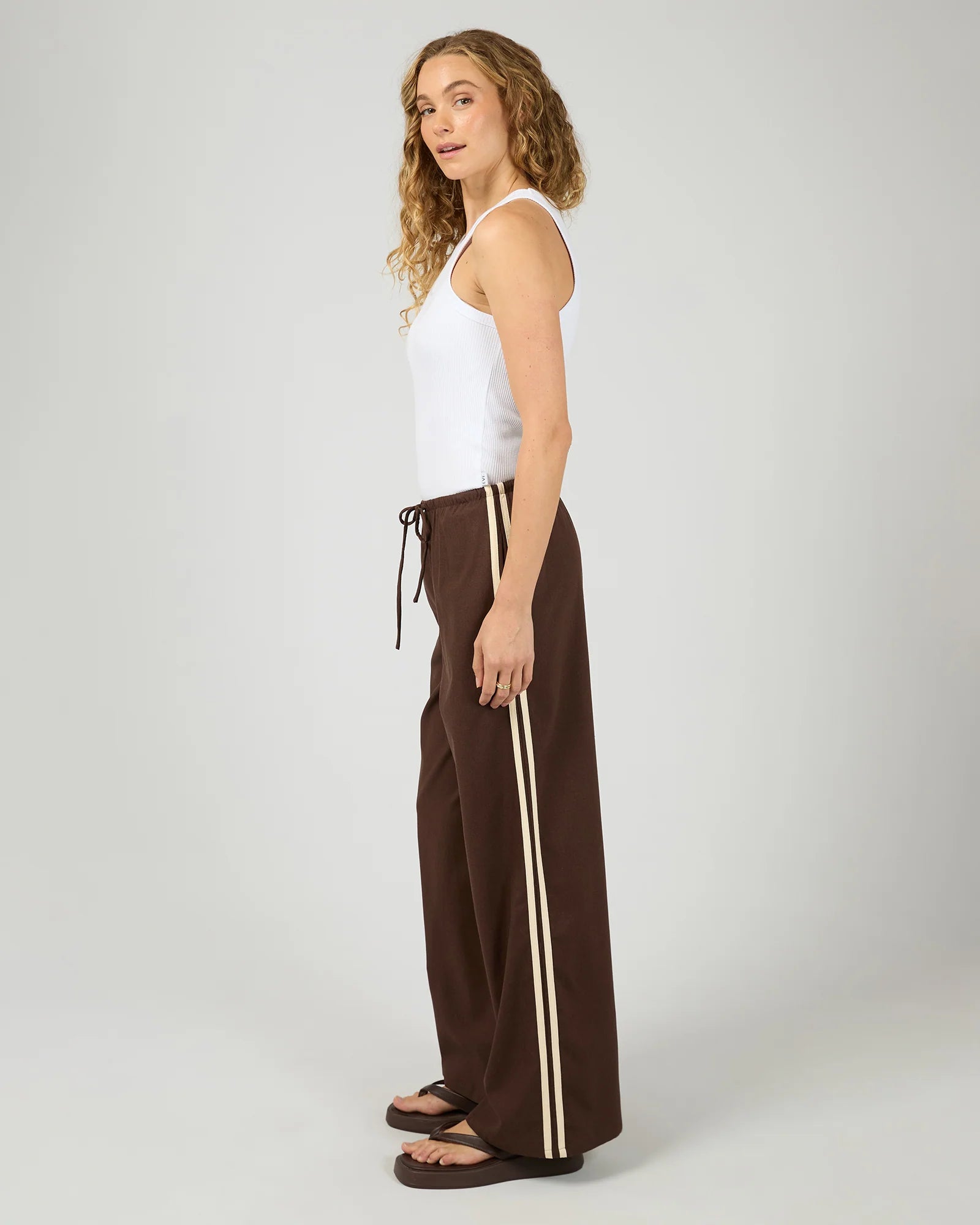 ALL ABOUT EVE WEST COAST STRIPE PANTS - BROWN