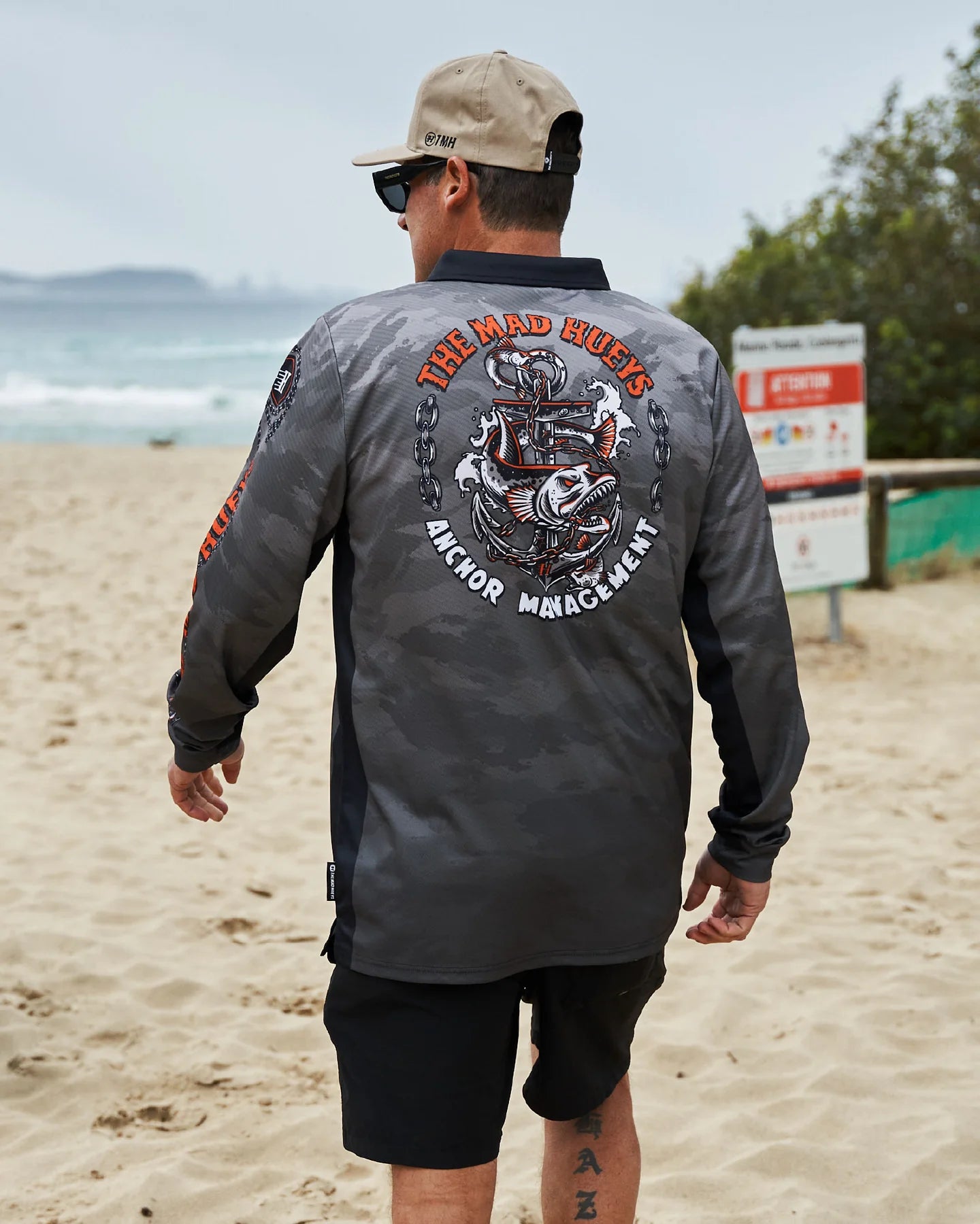 THE MAD HUEYS ANCHOR MANAGEMENT UPF 50+ FISHING JERSEY