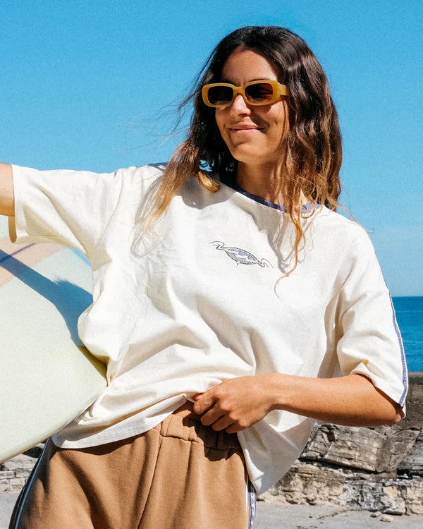 BILLABONG BARRELS WOMENS GRAPHIC T SHIRT WHITE CAP SURF TEE