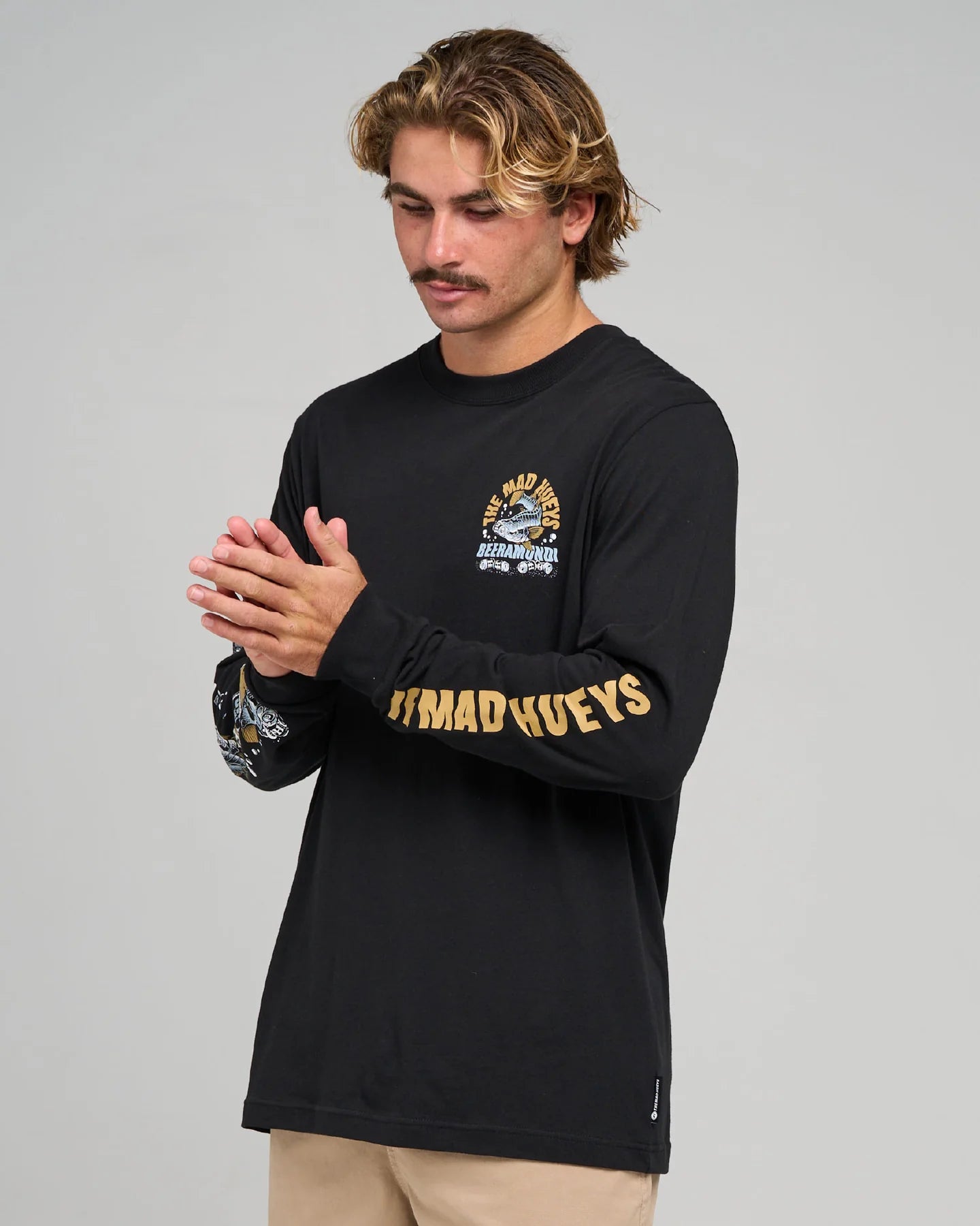THE MAD HUEYS BEERAMUNDI LS TEE MEN’S FISHING LONG SLEEVE SHIRT BLACK