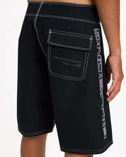 BILLABONG BOYS 8-16 SPEC PULSE OG 17" BOARDSHORTS – BLACK