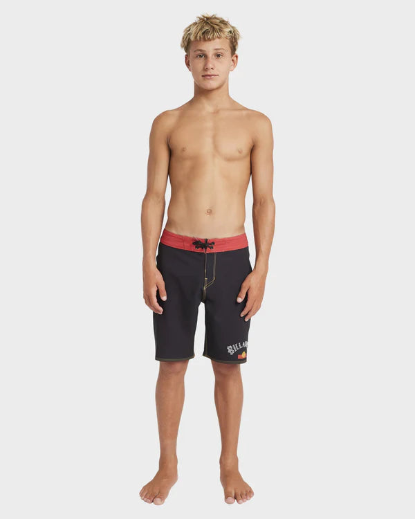 BILLABONG BOYS OTIS FLAG PRO BOARDSHORTS – BLACK