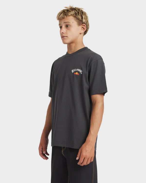 BILLABONG BOYS OTIS FLAG T-SHIRT – CHARCOAL