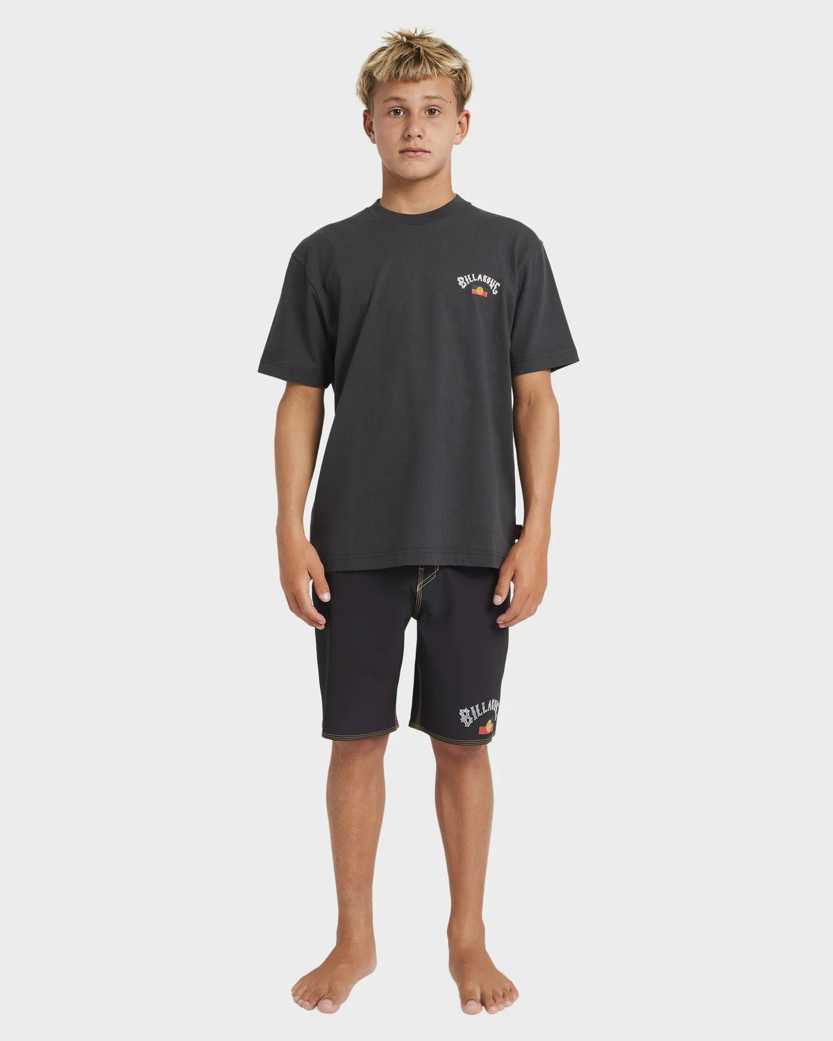 BILLABONG BOYS OTIS FLAG T-SHIRT – CHARCOAL