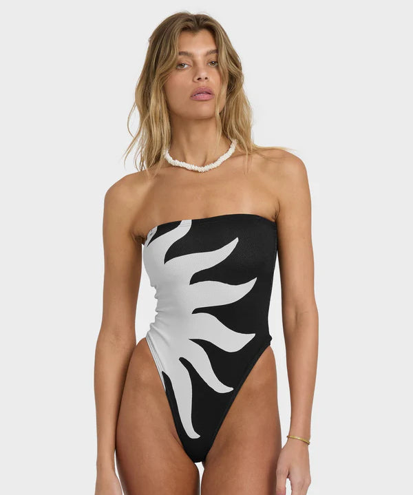 billabong-by-my-side-tully-high-womens-one-piece-swimsuit-black-white-bodhi-surf1.webp