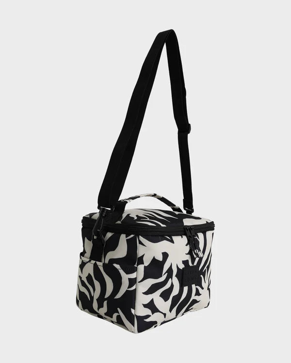 BILLABONG BY MY SIDE WOMENS LUNCHBOX INSULATED LUNCH BAG SURF STYLE BLACK WHITE