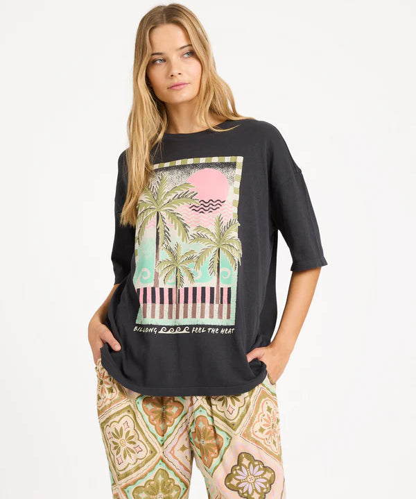 billabong-feel-it-t-shirt-black-sands1.webp