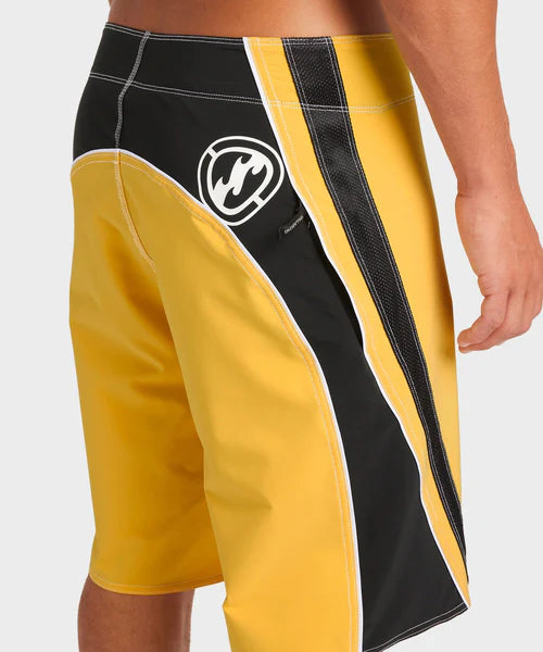 billabong-fluid-2k-pro-21-boardshorts-sun-bodhi-surf5.webp