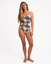 BILLABONG FOREVER FOLK MIA D DD WOMENS ONE PIECE SWIMSUIT SUPPORTIVE SWIM BLACK PEBBLE