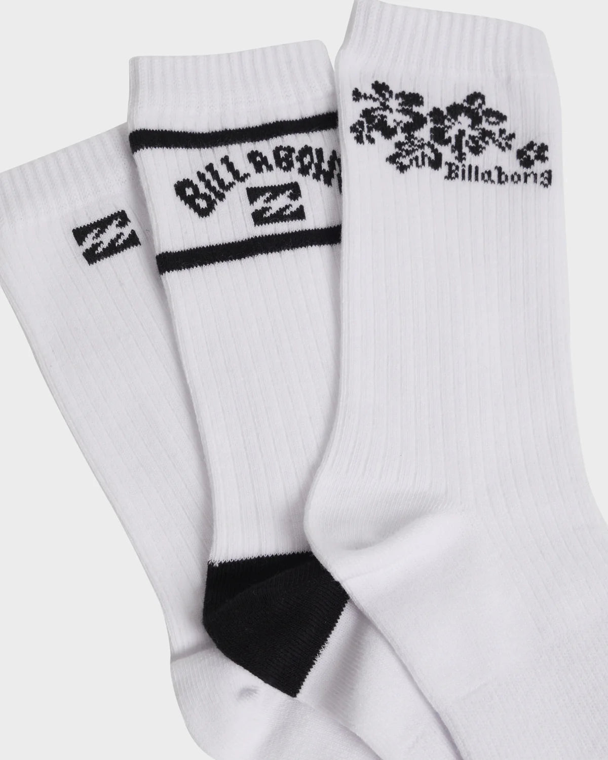 BILLABONG GOOD TIMES WOMENS 3 PACK NO SHOW SOCKS BLACK WHITE SNEAKER ESSENTIAL
