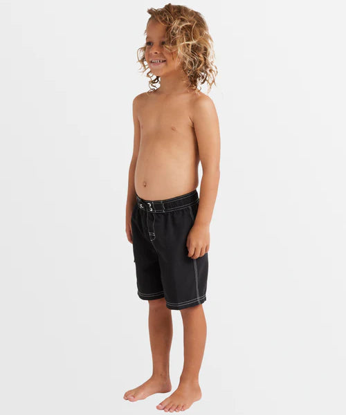 billabong-groms-throw-on-boardshorts-boys-black-bodhi-surf1.webp