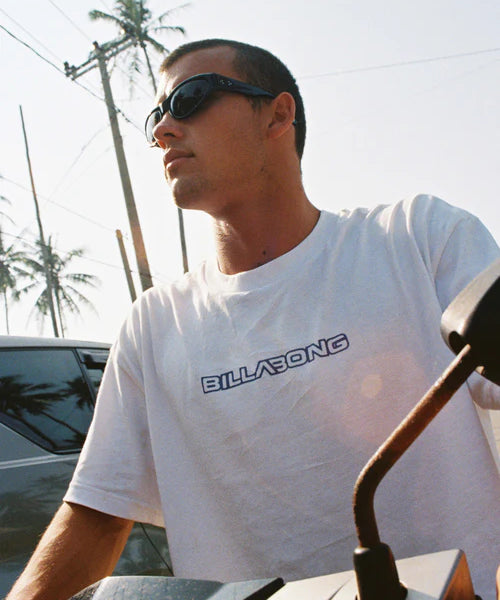 billabong-halftone-og-t-shirt-white-bodhi-surf.webp