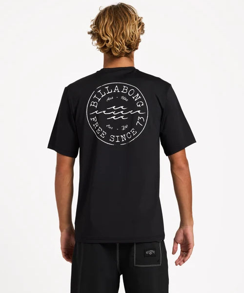 billabong-mens-big-wave-daz-upf-50-rashguard-black1.webp