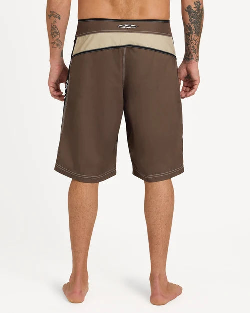 BILLABONG MENS CREED PRO 23" BOARDSHORTS – CAVA